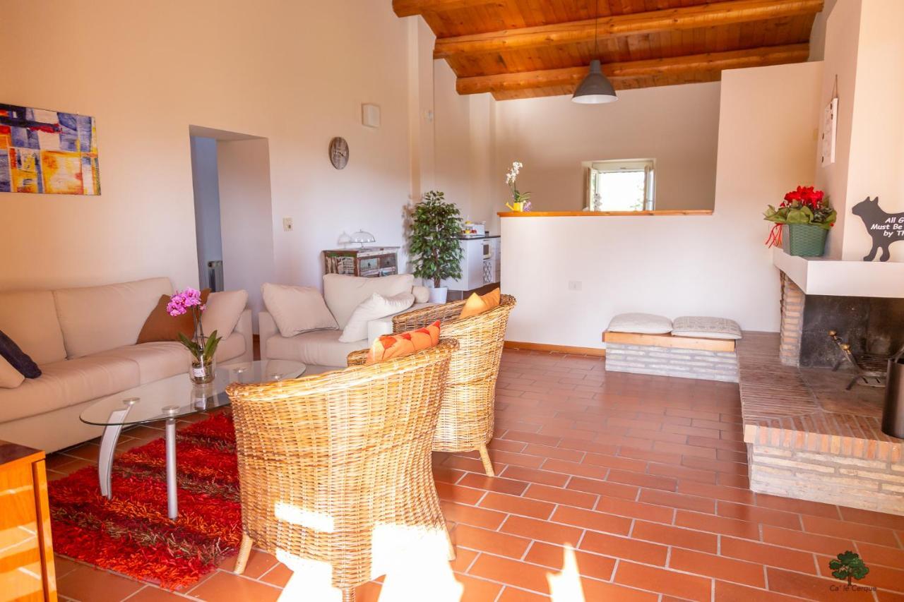 Ca' le cerque, villa surrounded by the Marche nature Fossombrone Extérieur photo