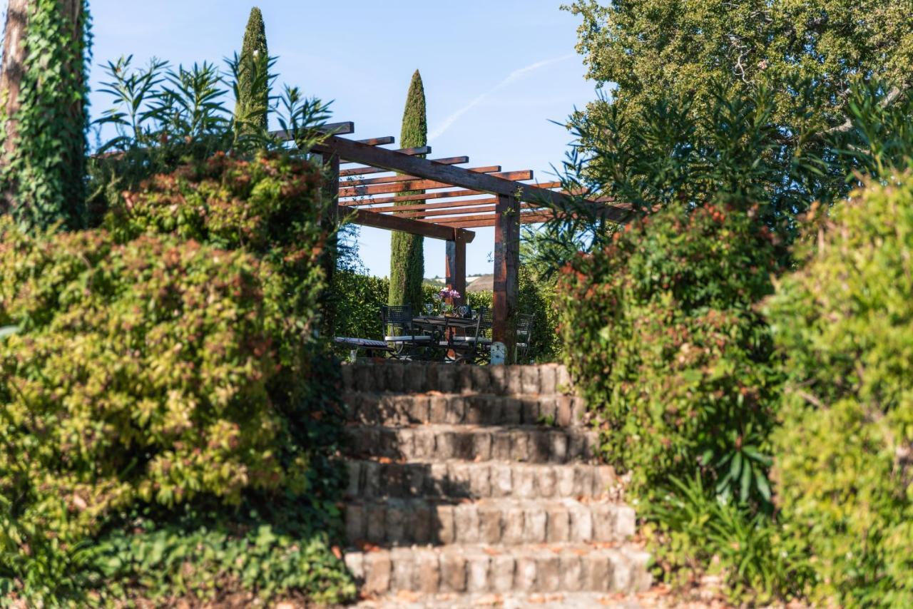 Ca' le cerque, villa surrounded by the Marche nature Fossombrone Extérieur photo
